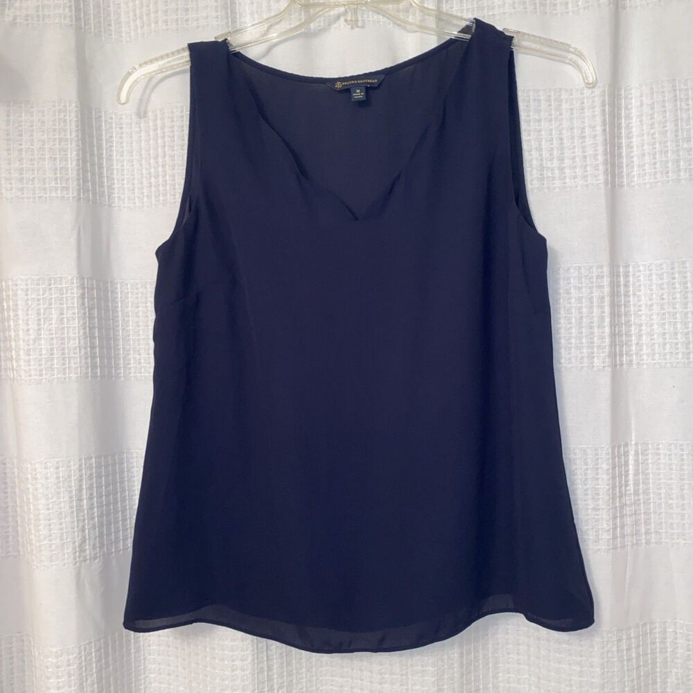 Brooks Brothers M Women Scalloped V-Neck Sleeveless Shell Blouse Navy